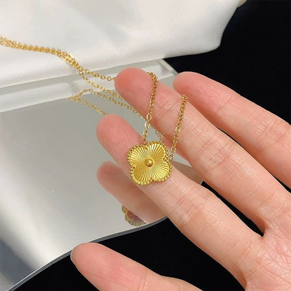 Clover Necklace 18K Gold