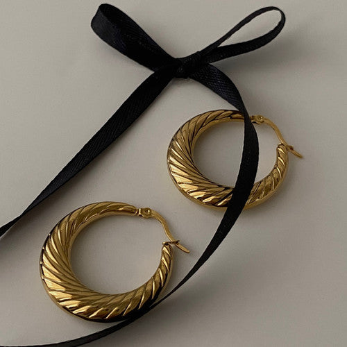 Viya Hoops 18K Gold