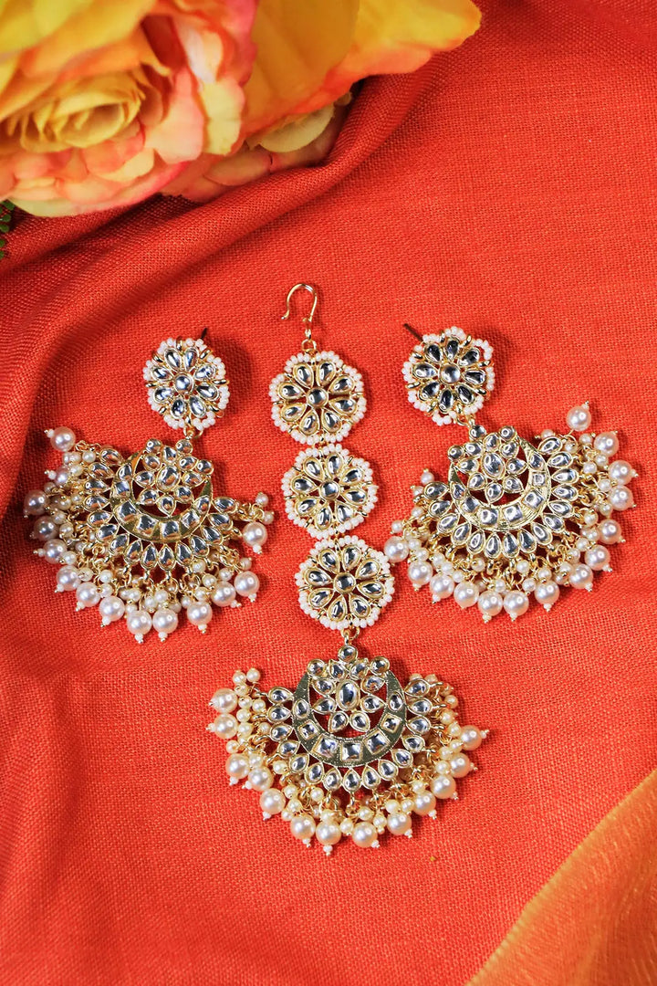 Kundan Maang Tikka Earring Set with Paired Designed - Aviksha Creations