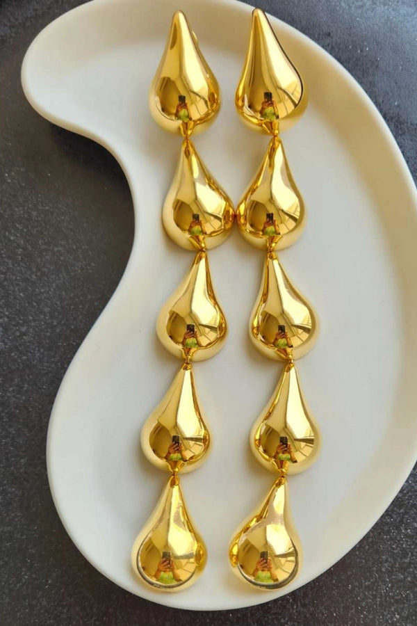 Velvet Dangles 18K Gold