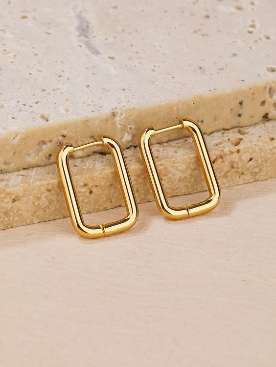 Square Hoops 18K Gold