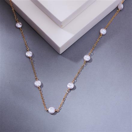 Necklace with white Pearled Casual Wear