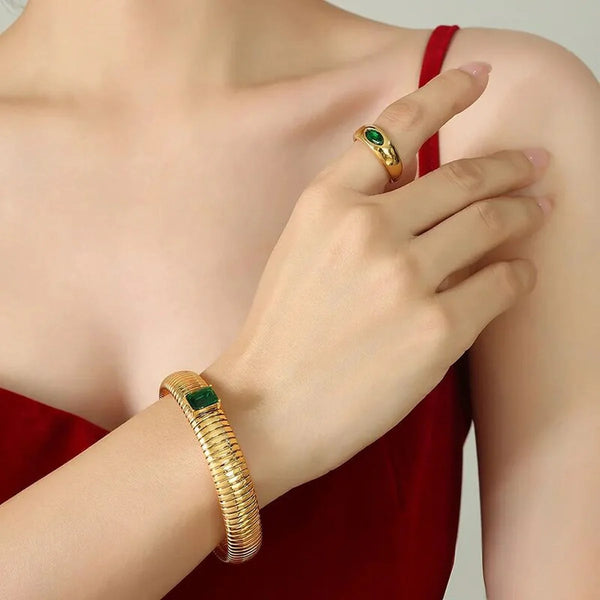 Green Stone Bracelet 18K Gold