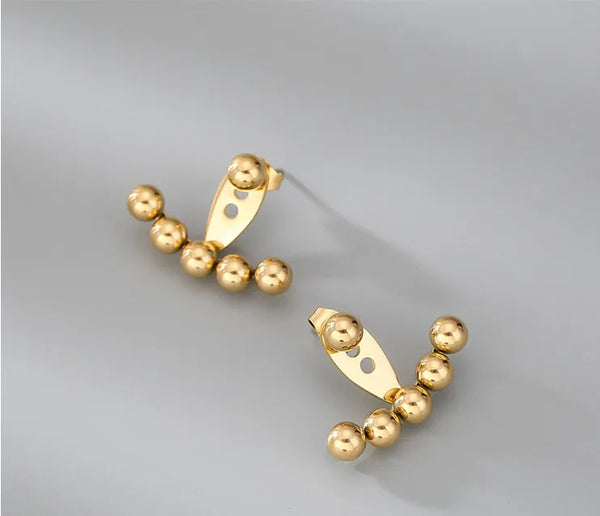 Studded Earring 18K Gold