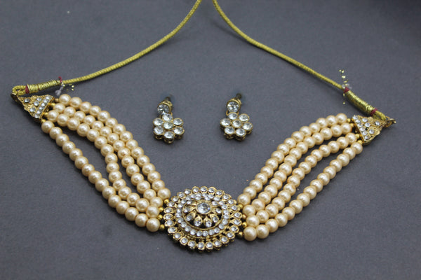 Moti Neckace With with Minimum Earring for Womens and Girls - Aviksha Creations