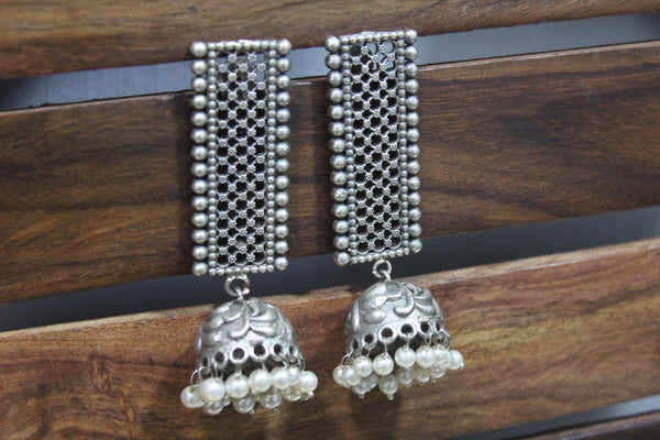 Silver Earrings Dangler with Pearled