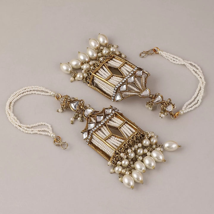 Doli Earring with White beads and Kundan Pearled - Aviksha Creations