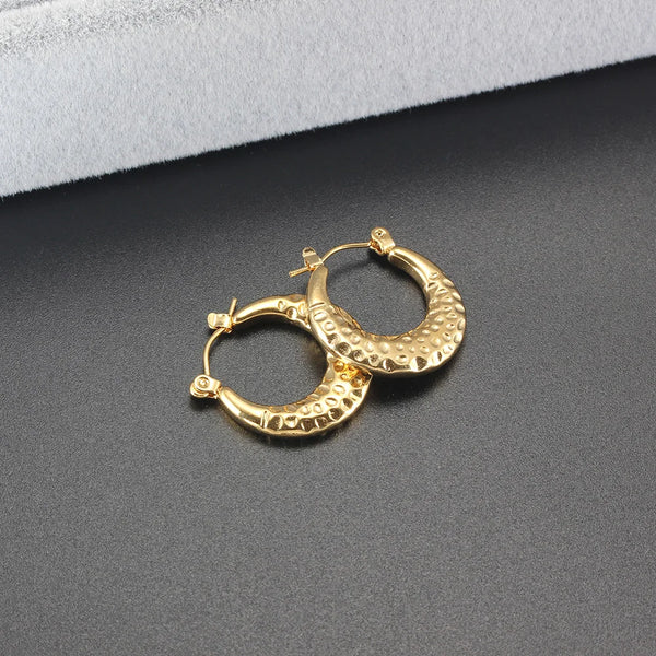 Whirlwind Hoop 18K Gold