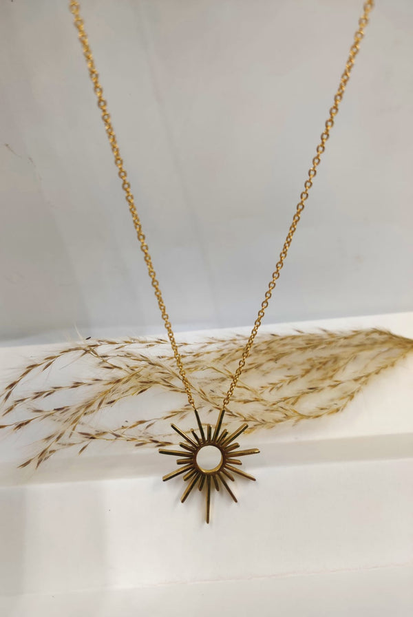 Sun Necklace 18K Gold