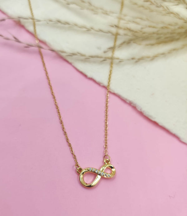 Infinity Necklace 18K Gold