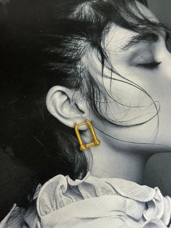 Square Hoops 18K Gold