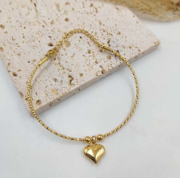 Heart Charm Bracelet 18K Gold