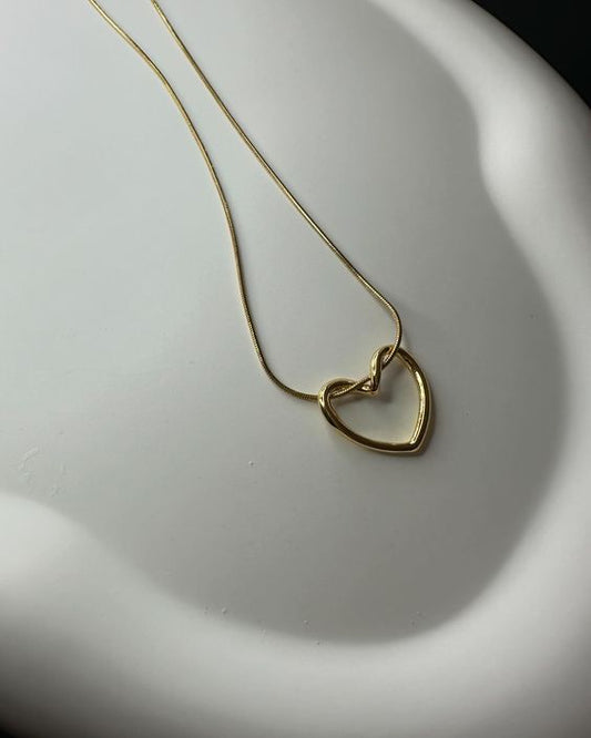 Heart Demi Fine Necklace Set with Pendant 18 Cm