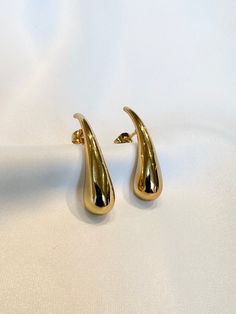 Drop Designed Earring 3.5 Cm